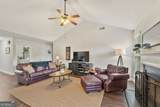 1615 Vinebrook Terrace - Photo 4