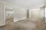 586 Chris Circle - Photo 2