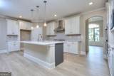 2106 Lacroix Way - Photo 19