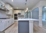 2106 Lacroix Way - Photo 25