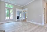 2106 Lacroix Way - Photo 9