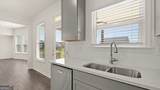 683 Edgar - Photo 10