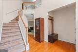 305 Matthew Circle - Photo 4