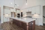 711 Charlotte Lane - Photo 9