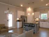 1603 Falcon Court - Photo 18