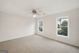 710 Leeds Garden Terrace - Photo 45