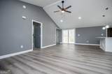 111 Ayers Street - Photo 19