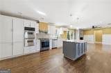 1532 Alverado Way - Photo 8