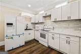 684 Elizabeth Place - Photo 3