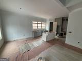 5585 Yorkshire Court - Photo 4
