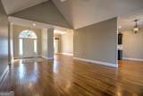 153 Vinings Court - Photo 10