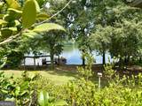 1070 Carpenter Lane - Photo 4