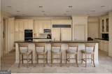 8360 Jett Ferry Road - Photo 16