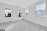 485 Kennington Walk - Photo 20