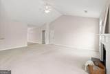 305 Hollybush Court - Photo 10