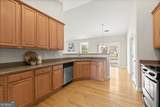 305 Hollybush Court - Photo 17