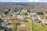 305 Hollybush Court - Photo 44