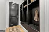 2085 Cambridge Avenue - Photo 20