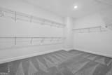 8935 Avonbrook Close - Photo 14