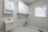 305 Crystal Court - Photo 26
