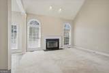 305 Crystal Court - Photo 34