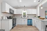 118 Perry Street - Photo 8