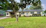 208 Donna Lane - Photo 1