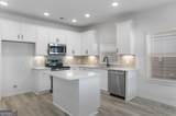 195 Jackson Heights - Photo 18