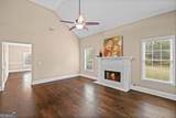 411 Christina Way - Photo 6