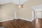 411 Christina Way - Photo 8
