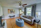 1949 Shalimar Drive - Photo 3