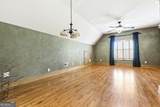 2901 Gateland Square - Photo 36