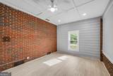 1015 Sid Hunter Road - Photo 21