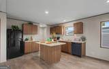 20 Kathy Lane - Photo 4