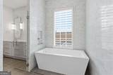 102 Grand Crescent - Photo 43