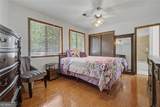 2915 Pond View Court - Photo 39