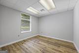 440 Hillcrest Drive - Photo 18