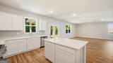 2272 Edgecombe - Photo 10