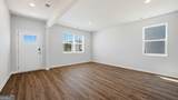 2272 Edgecombe - Photo 3