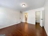 3145 Queens Walk - Photo 9