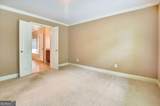 1805 Regents Way - Photo 42