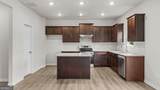153 232 Hampton Hollow Drive - Photo 7