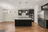577 Barlow Place - Photo 8