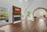 360 Oak Terrace - Photo 10