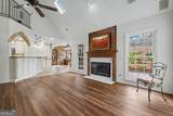 360 Oak Terrace - Photo 11