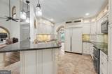 360 Oak Terrace - Photo 17
