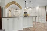 360 Oak Terrace - Photo 18