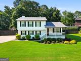 880 The Circle - Photo 1