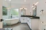 729 Emily Place - Photo 30