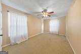 1313 Surrey Lane - Photo 18